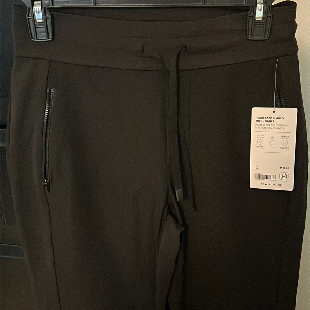 Brand New Athleta Headlands Hybrid Trek jogger